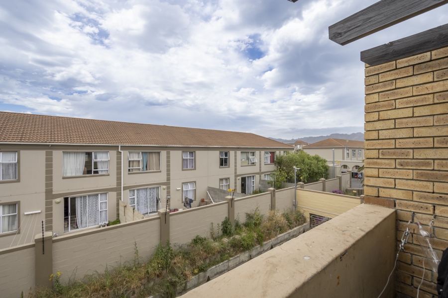 2 Bedroom Property for Sale in Guldenland Western Cape